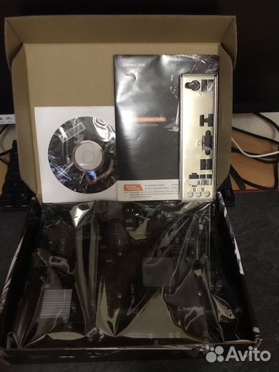 Материнская плата am4