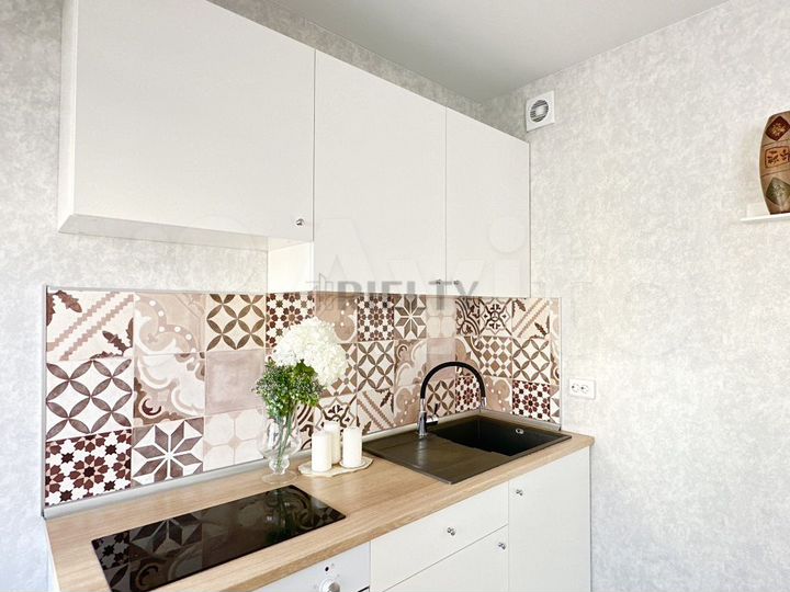 Квартира-студия, 29,3 м², 8/8 эт.