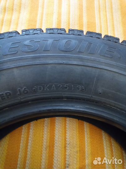 Bridgestone Blizzak VRX 185/70 R14 88S