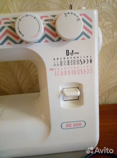 Швейная машина Janome XE 300