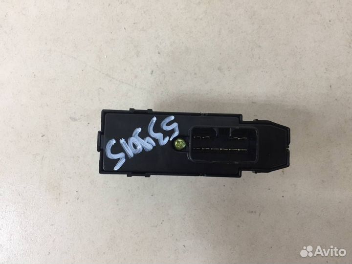 Кнопка стеклоподъемника Hyundai ix35 LM 2010-2015