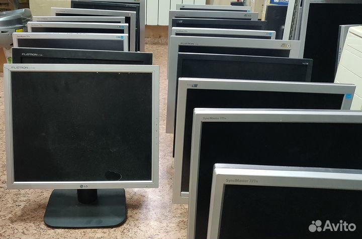 Монитор ЖК 17