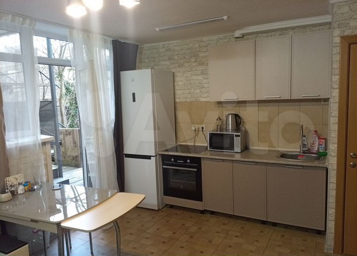 2-к. квартира, 48 м², 2/3 эт.