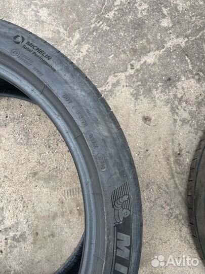 Michelin Pilot Sport 4 S 295/35 R21 107Y