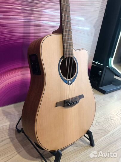 Трансакустическая гитара LAG THV-10DCE LB SMART