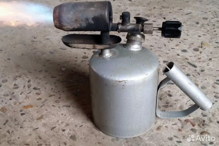 Таганок под паяльную бензиновую лампу/горелку