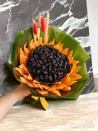 Вкусные букеты на 1 сентября. Съедобные композиции