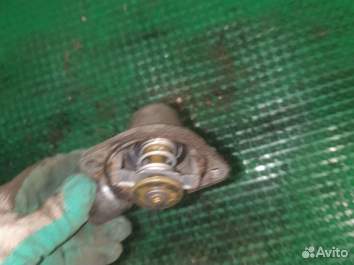 Корпус термостата Опель Вектра Б x25xe