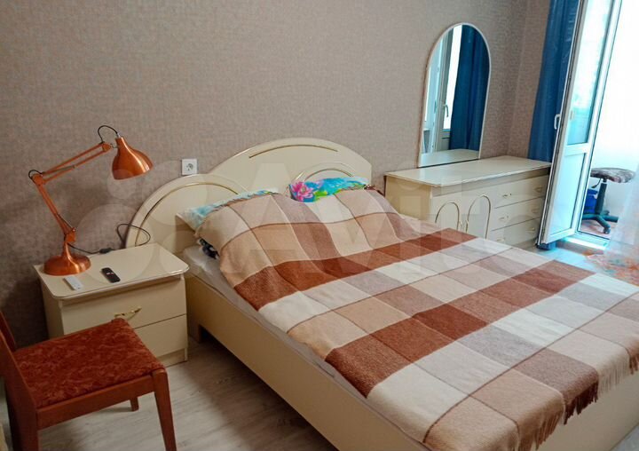 2-к. квартира, 55 м², 1/9 эт.