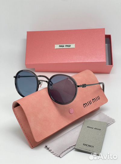 Солнцезащитные очки miu miu