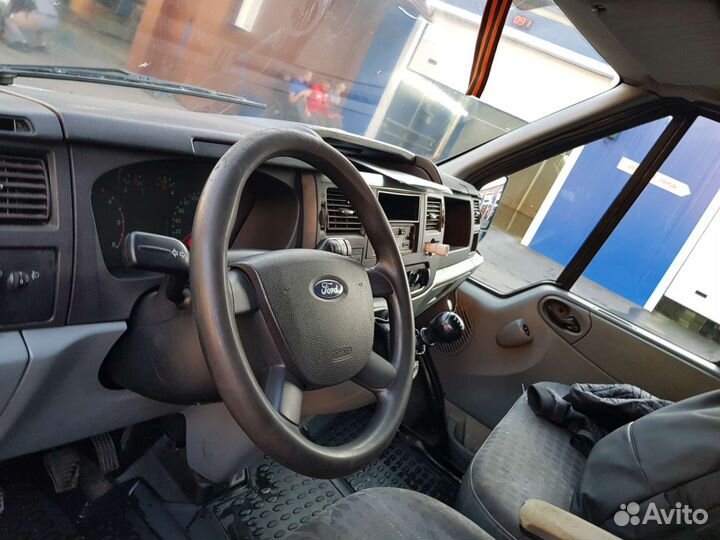 Ford Transit промтоварный, 2009