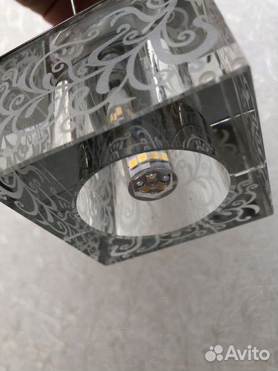Светильник потолочный встраиваемый