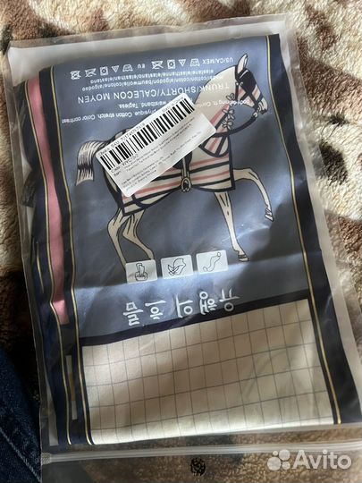 Шарф, лента с конями