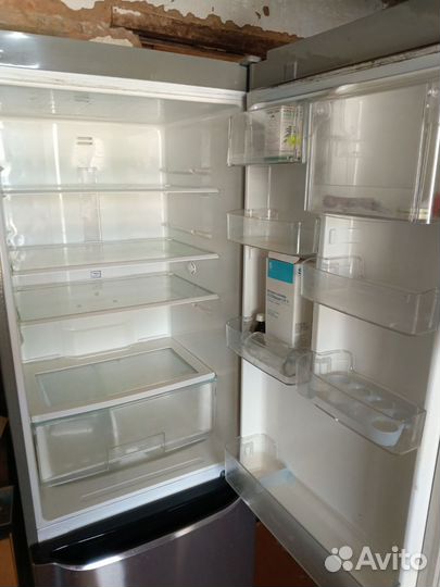 Холодильник на запчасти