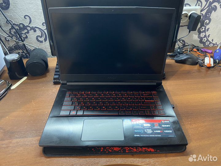 Ноутбук Msi gf63 8rd