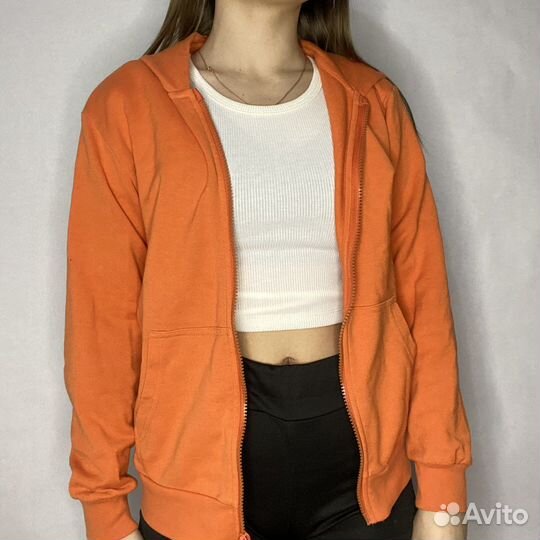 Кофта на молнии