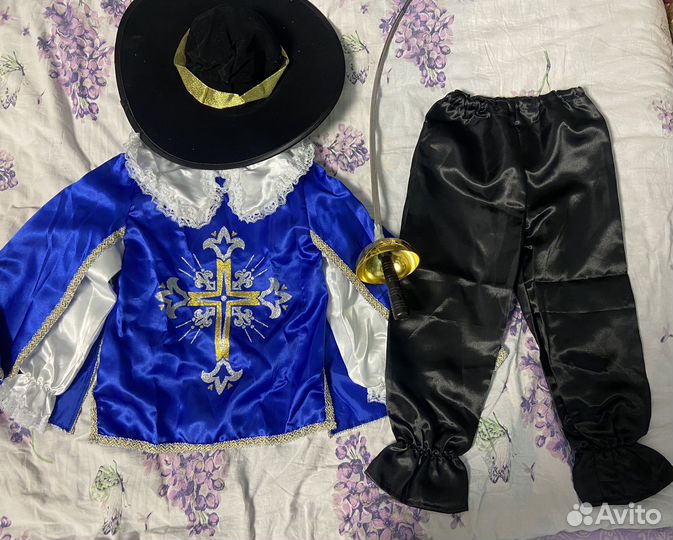 Костюм мушкетёра