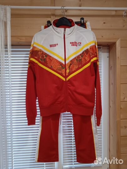 Спортивный комтюм