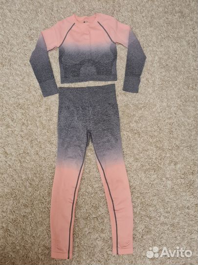 Костюм для фитнеса женский