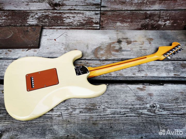 Fender Stratocaster American Deluxe V-Neck 2005