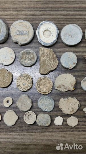 Пломбы свинцовые старинные