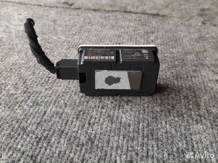 Модуль бесключевого доступа Volvo S40 2