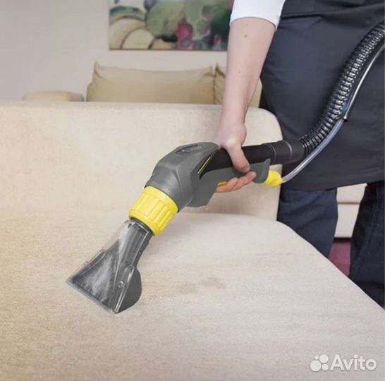 Профессиональный моющий пылесос Karcher в аренду