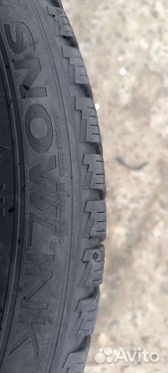 Triangle Snowlink TWT02 235/45 R18