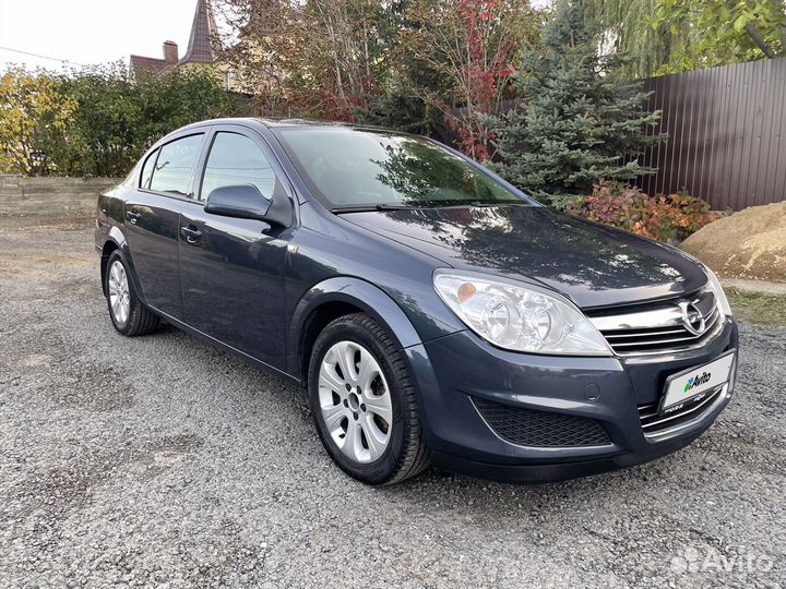 Opel Astra 1.8 AT, 2010, 90 000 км
