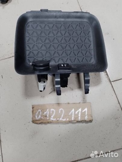 Карман центральной консоли rav 4 xa50 RHD