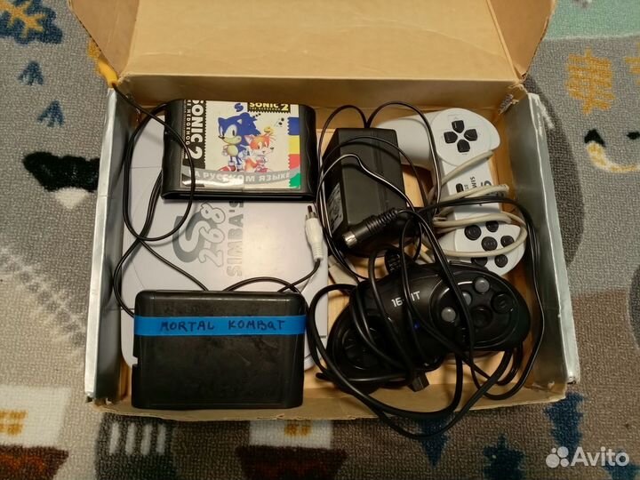 Игровая приставка sega