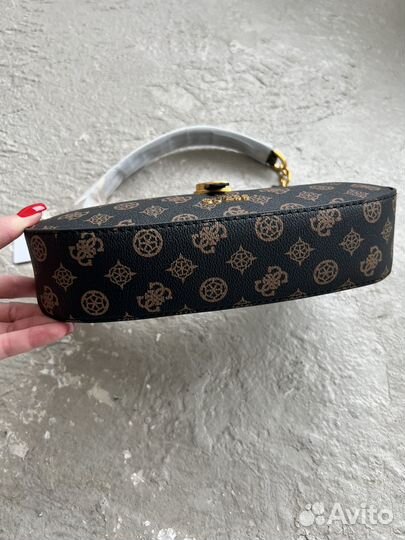 Сумка Guess новая