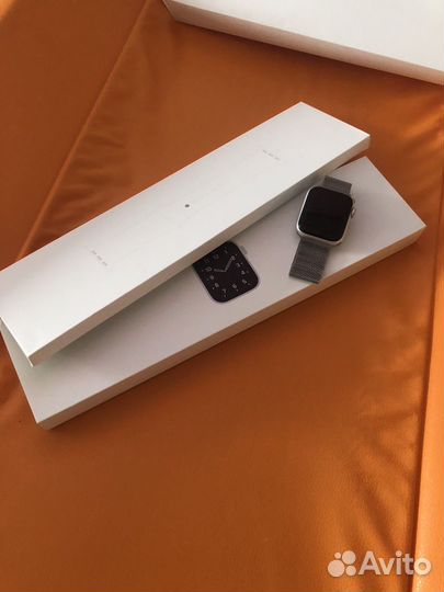Часы apple watch SE 40mm