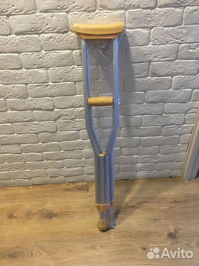 Костыли подмышечные