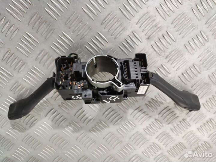 Переключатель подрулевой (стрекоза) Audi A6 C5 (S6