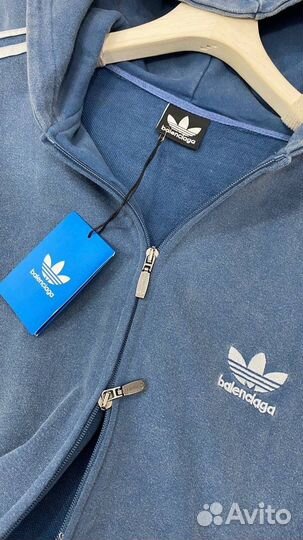 Спортивный костюм Balenciaga