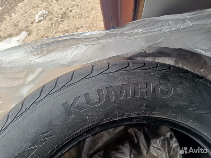 Kumho Crugen HP91 235/60 R18 107V