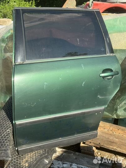 Задняя дверь левая и правая