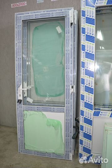 Готовые двери 80х200 алюминиевые