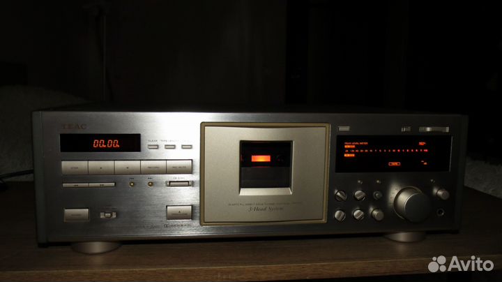 Teac V-7000