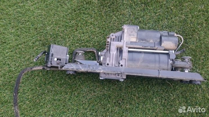 Компрессор пневмоподвески Bmw 5 E60 / E61 N52B30A