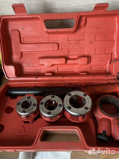 Клупп реьбовой