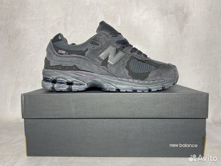 Кроссовки New Balance 2002R