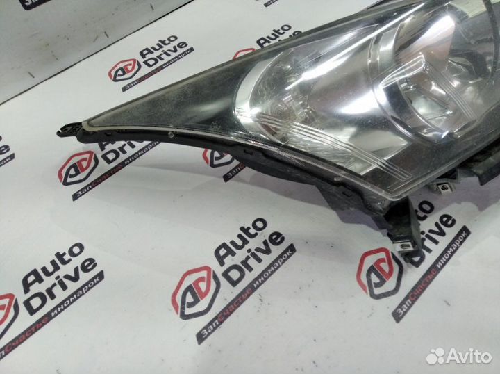 Фара правая Chevrolet Cruze J300 F16D3 2011