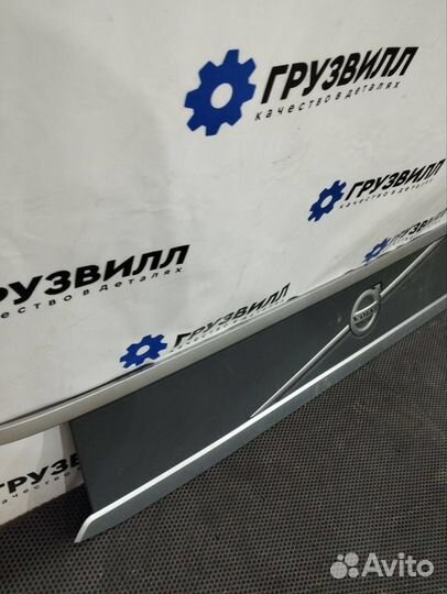 Накладка капота Volvo FH4 82248312