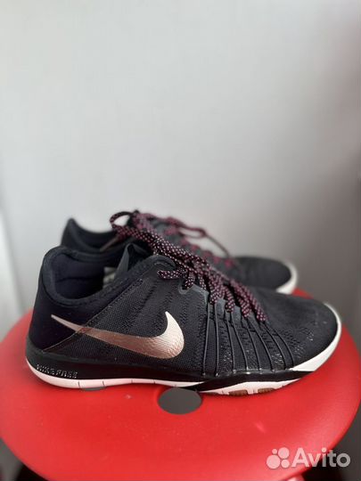 Nike Free TR 6. 36 размер