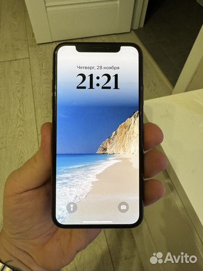 iPhone Xs, 64 ГБ