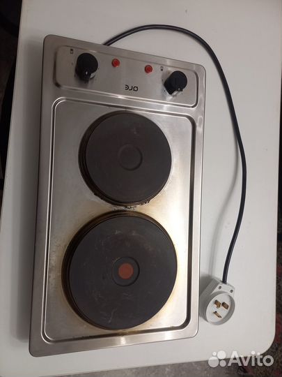 Встроенная электрическая варочная плита (панель)