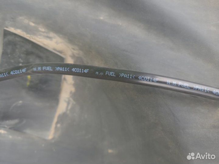 Бак топливный Бензобак Toyota Brevis G10 2jzfse