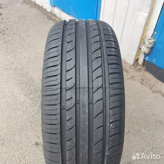 Westlake Zuper Eco Z-107 235/55 R19 105V